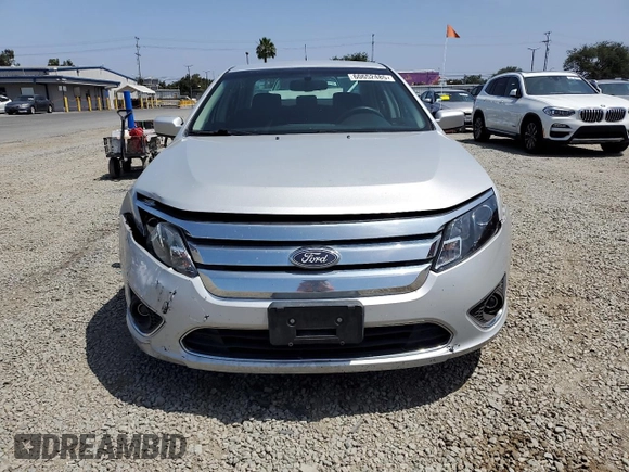 2010 Ford Fusion Hybrid z VIN 3FADP0L30AR394710, wystawiony jako Copart lot #60652485 z przebiegiem 114 135 mil mil oraz Szkoda całkowita • Salvage title. Historia ofert i sprzedaży dostępna na DreamBid. Obrazek 5.