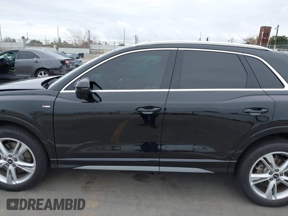 2021 Audi Q3 S line Premium with VIN WA1DECF37M1017457, listed as a IAAI auction lot 41998932 with 28,716 mi miles and . Bid and sale history available at DreamBid. Image 14.