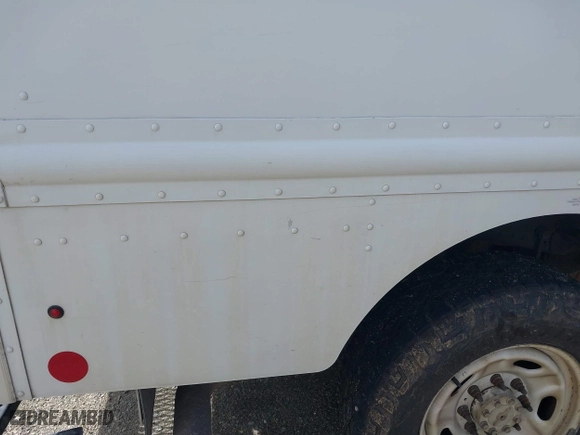 2015 Ford Super Duty F-250 SRW XL with VIN 1FDBF2B63FED21624, listed as a IAAI auction lot 41791384 with 465,396 mi miles. Bid and sale history available at carsss.com. Image 6.