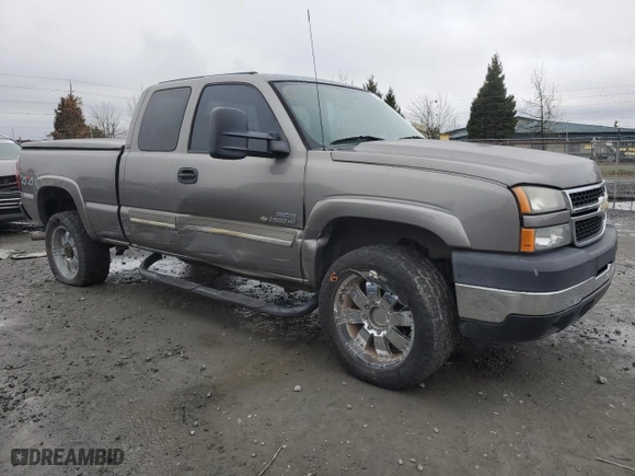 2007 Chevrolet Silverado 2500HD Classic LT3 with VIN 1GCHK29D57E168115, listed as a Copart auction lot 87436554 with 99,722 mi miles and Salvage Title. Bid and sale history available at carsss.com. Image 4.