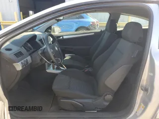 2008 Saturn Astra XR z VIN W08AT271985039098, wystawiony jako Copart lot #76355024 z przebiegiem 82 596 mil mil oraz Tytuł czysty. Historia ofert i sprzedaży dostępna na DreamBid. Obrazek 7.