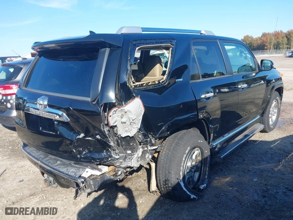 2011 Toyota 4Runner SR5 with VIN JTEZU5JR7B5022620, listed as a IAAI auction lot 40702968 with 158,449 mi miles. Bid and sale history available at carsss.com. Image 4.