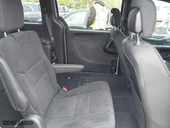 2020 Dodge Grand Caravan SE Plus with VIN 2C4RDGBG4LR175537, listed as a IAAI auction lot 42012336 with 184,222 mi miles. Bid and sale history available at carsss.com. Image 8.