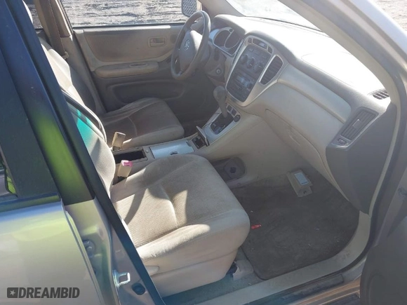 2004 Toyota Highlander with VIN JTEDP21A340005484, listed as a IAAI auction lot 41774194 with 185,096 mi miles. Bid and sale history available at carsss.com. Image 5.