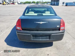 2006 Chrysler 300 Touring with VIN 2C3KA53GX6H438416, listed as a Copart auction lot 53726185 with 199,286 mi miles and Salvage Title. Bid and sale history available at carsss.com. Image 6.