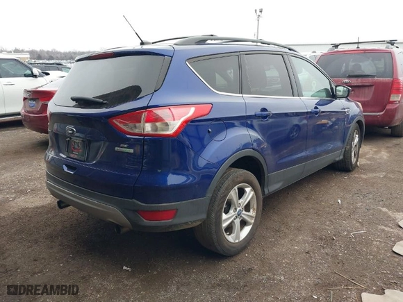2013 Ford Escape SE with VIN 1FMCU0GX3DUA37364, listed as a IAAI auction lot 41527097 with 1 mi miles. Bid and sale history available at carsss.com. Image 4.