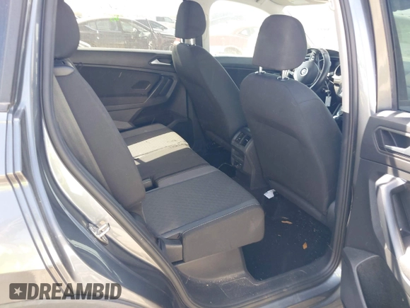 2021 Volkswagen Tiguan S with VIN 3VV1B7AX6MM027114, listed as a IAAI auction lot 41778035 with 81,075 mi miles and . Bid and sale history available at DreamBid. Image 8.