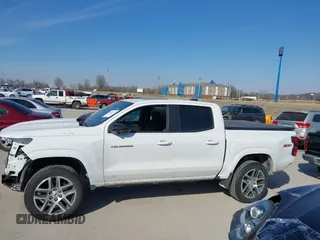 2024 Chevrolet Colorado 4WD Z71 with VIN 1GCPTDEK9R1121947, listed as a IAAI auction lot 41683714 with 3,109 mi miles and . Bid and sale history available at DreamBid. Image 15.