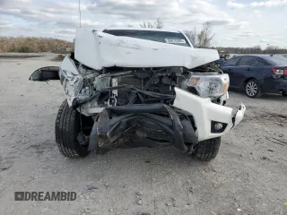 2015 Toyota Tacoma с VIN 3TMLU4EN1FM204888, выставлен на аукционе Copart как лот 50678305 с пробегом 210 766 миль миль и Списание • Salvage title. История ставок и продаж доступна на DreamBid. Изображение 5.