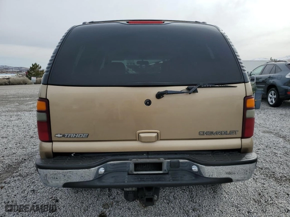 2001 Chevrolet Tahoe LT with VIN 1GNEK13T01J197167, listed as a Copart auction lot 45589865 with 216,391 mi miles and Salvage Title. Bid and sale history available at carsss.com. Image 6.