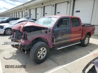 2005 Toyota Tacoma PreRunner z VIN 5TEJU62NX5Z099339, wystawiony jako Copart lot #57577655 z przebiegiem 311 539 mil mil oraz Szkoda całkowita • Salvage title. Historia ofert i sprzedaży dostępna na DreamBid. Obrazek 1.