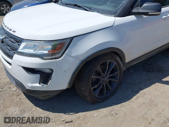 2018 Ford Explorer XLT with VIN 1FM5K7D85JGA13050, listed as a IAAI auction lot 42238472 with 174,082 mi miles and . Bid and sale history available at DreamBid. Image 6.