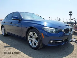 2016 BMW 3 Series 328i z VIN WBA8E9G55GNT43035, wystawiony jako IAAI lot #42164612 z przebiegiem 77 768 mil mil oraz . Historia ofert i sprzedaży dostępna na DreamBid. Obrazek 1.
