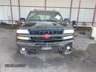 2005 Chevrolet Tahoe Z71 with VIN 1GNEC13T95R220708, listed as a IAAI auction lot 42081816 with 183,639 mi miles and . Bid and sale history available at DreamBid. Image 6.