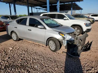 2016 Nissan Versa S with VIN 3N1CN7AP3GL895017, listed as a Copart auction lot 61788065 with 85,953 mi miles and Salvage title. Bid and sale history available at DreamBid. Image 4.