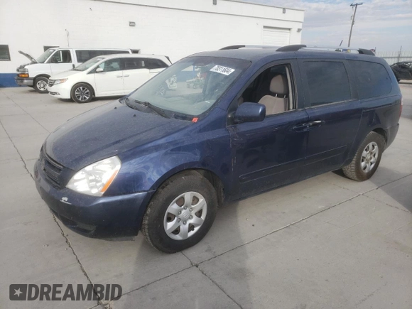 2009 Kia Sedona LX with VIN KNDMB233196304400, listed as a Copart auction lot 70311604 with 0 mi miles and Salvage Title. Bid and sale history available at carsss.com. Image 1.