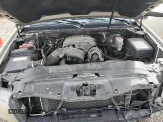 2008 Chevrolet Suburban Commercial with VIN 1GNFC16078R139197, listed as a Copart auction lot 79330764 with 291,325 mi miles and Salvage Title. Bid and sale history available at carsss.com. Image 12.