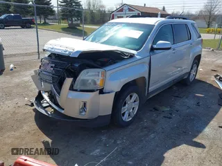 2011 GMC Terrain SLE-2 z VIN 2CTALSEC1B6434663, wystawiony jako IAAI lot #41934196 z przebiegiem 120 821 mil mil oraz . Historia ofert i sprzedaży dostępna na DreamBid. Obrazek 2.
