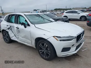 2021 Volvo XC60 Momentum z VIN YV4102DK6M1827283, wystawiony jako IAAI lot #41388004 z przebiegiem 38 991 mil mil oraz . Historia ofert i sprzedaży dostępna na DreamBid. Obrazek 1.