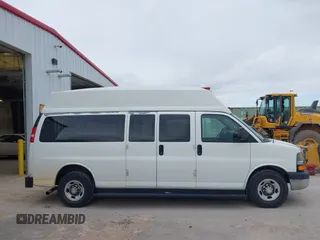 2011 Chevrolet Express Passenger 1LT с VIN 1GAZG1FG5B1106432, выставлен на аукционе IAAI как лот 42356831 с пробегом 216 679 миль миль и . История ставок и продаж доступна на DreamBid. Изображение 13.
