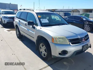 2006 Mitsubishi Endeavor LS z VIN 4A4MM21SX6E066772, wystawiony jako IAAI lot #41078164 z przebiegiem 46 187 mil mil oraz . Historia ofert i sprzedaży dostępna na DreamBid. Obrazek 1.