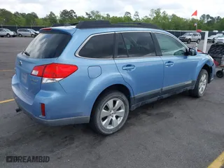 2012 Subaru Outback 3.6R Limited with VIN 4S4BRDLC4C2253838, listed as a IAAI auction lot 41956688 with 182,330 mi miles. Bid and sale history available at carsss.com. Image 4.