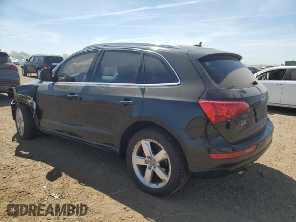 2010 Audi Q5 Premium Plus с VIN WA1LKAFP2AA107302, выставлен на аукционе Copart как лот 56192015 с пробегом 164 065 миль миль и Списание • Salvage title. История ставок и продаж доступна на DreamBid. Изображение 2.