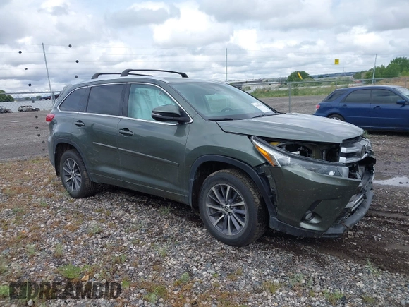 2018 Toyota Highlander SE with VIN 5TDJZRFH9JS823049, listed as a IAAI auction lot 39639165 with 85,990 mi miles and . Bid and sale history available at DreamBid. Image 1.