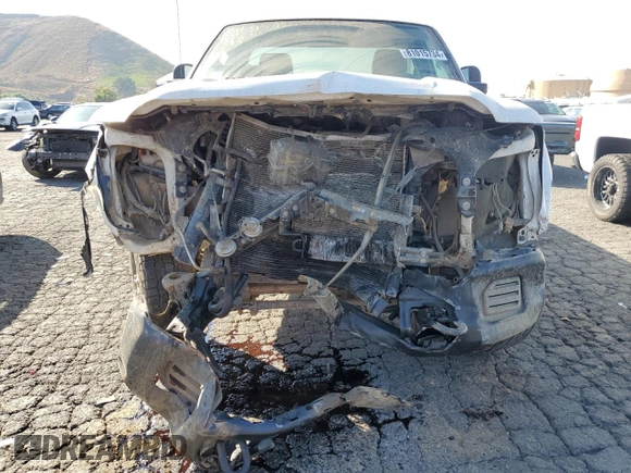 2014 Ford F-250 XL z VIN 1FTBF2B6XEEA74685, wystawiony jako Copart lot #81015734 z przebiegiem 185 145 mil mil oraz Szkoda całkowita • Salvage title. Historia ofert i sprzedaży dostępna na DreamBid. Obrazek 5.