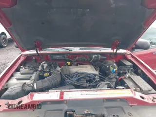 2000 Ford Explorer XLT z VIN 1FMZU83P3YZC64612, wystawiony jako IAAI lot #41640849 z przebiegiem 155 318 mil mil oraz . Historia ofert i sprzedaży dostępna na DreamBid. Obrazek 10.