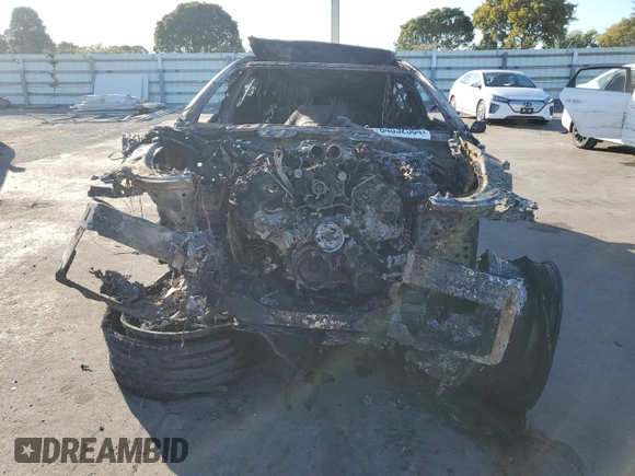 2021 BMW M8 Competition z VIN WBSGV0C03MCG35516, wystawiony jako Copart lot #84032584 z przebiegiem Nie podano mil oraz Nie do naprawy. Historia ofert i sprzedaży dostępna na DreamBid. Obrazek 5.