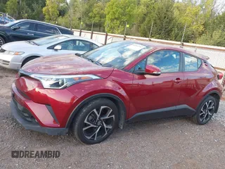 2018 Toyota C-HR XLE z VIN NMTKHMBX7JR018415, wystawiony jako IAAI lot #40582743 z przebiegiem 33 007 mil mil oraz . Historia ofert i sprzedaży dostępna na DreamBid. Obrazek 14.