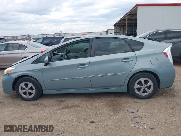 2012 Toyota Prius One with VIN JTDKN3DU1C1592757, listed as a IAAI auction lot 41368642 with 162,730 mi miles. Bid and sale history available at carsss.com. Image 14.