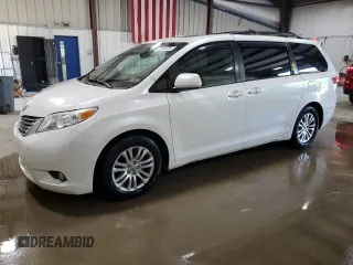 2017 Toyota Sienna XLE Auto Access Seat with VIN 5TDYZ3DC2HS790649, listed as a Copart auction lot 63424735 with 193,379 mi miles and Salvage title. Bid and sale history available at DreamBid. Image 1.