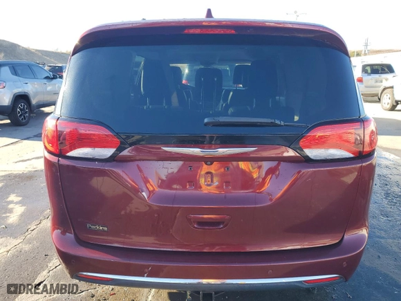 2017 Chrysler Pacifica Touring-L with VIN 2C4RC1BG9HR702303, listed as a Copart auction lot 82663374 with 182,648 mi miles and Salvage Title. Bid and sale history available at carsss.com. Image 6.