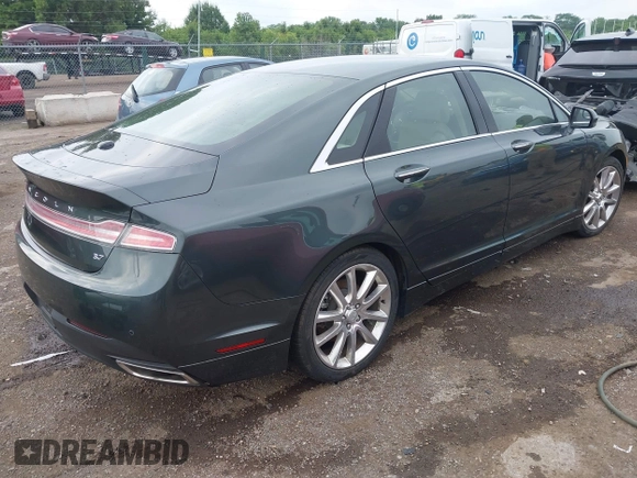 2016 Lincoln MKZ z VIN 3LN6L2GK4GR605486, wystawiony jako IAAI lot #42609084 z przebiegiem Nie podano mil oraz . Historia ofert i sprzedaży dostępna na DreamBid. Obrazek 4.