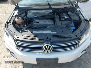 2012 Volkswagen Tiguan SEL with VIN WVGAV7AX5CW517186, listed as a IAAI auction lot 42177269 with 142,285 mi miles and . Bid and sale history available at DreamBid. Image 10.