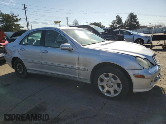 2006 Mercedes-Benz C 230 Sport z VIN WDBRF56H46F730658, wystawiony jako Copart lot #44520115 z przebiegiem 200 746 mil mil oraz Szkoda całkowita • Salvage title. Historia ofert i sprzedaży dostępna na DreamBid. Obrazek 4.
