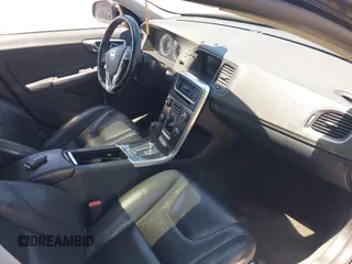 2012 Volvo S60 T5 с VIN YV1622FS4C2142489, выставлен на аукционе IAAI как лот 42234409 с пробегом 218 907 миль миль и . История ставок и продаж доступна на DreamBid. Изображение 5.