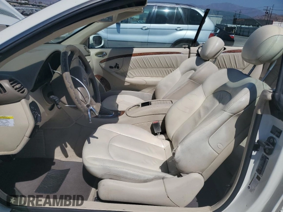 2008 Mercedes-Benz CLK-Class 3.5L with VIN WDBTK56F68T099528, listed as a Copart auction lot 71297684 with 182,127 mi miles and Salvage Title. Bid and sale history available at carsss.com. Image 7.