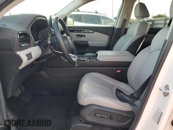 2024 Honda Pilot Touring с VIN 5FNYG2H76RB008887, выставлен на аукционе Copart как лот 46479745 с пробегом 12 947 миль миль и Списание • Salvage title. История ставок и продаж доступна на DreamBid. Изображение 7.