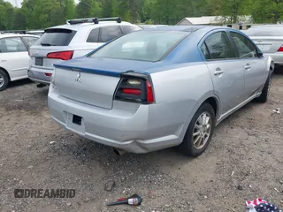 2005 Mitsubishi Galant ES z VIN 4A3AB36F95E062063, wystawiony jako IAAI lot #41992669 z przebiegiem 201 416 mil mil oraz . Historia ofert i sprzedaży dostępna na DreamBid. Obrazek 4.