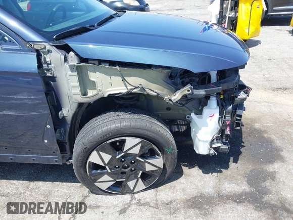 2024 Hyundai Kona SEL with VIN KM8HB3AB1RU057856, listed as a IAAI auction lot 42095258 with 9,928 mi miles. Bid and sale history available at carsss.com. Image 20.