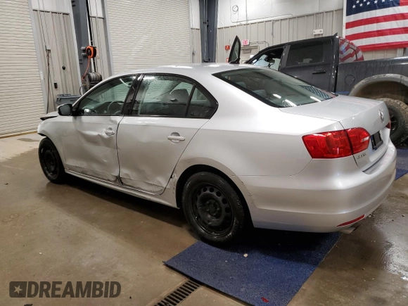 2014 Volkswagen Jetta SE with VIN 3VWD17AJ4EM241530, listed as a Copart auction lot 49156095 with 93,964 mi miles and Clean title. Bid and sale history available at DreamBid. Image 2.