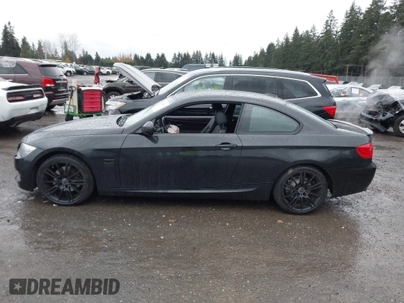 2011 BMW 3 Series 328i xDrive with VIN WBAKF5C59BE654865, listed as a IAAI auction lot 40848193 with 114,490 mi miles. Bid and sale history available at carsss.com. Image 14.