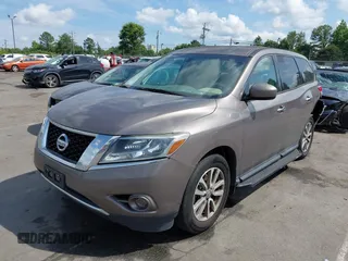 2014 Nissan Pathfinder SL with VIN 5N1AR2MN4EC656991, listed as a IAAI auction lot 42478585 with 153,511 mi miles and . Bid and sale history available at DreamBid. Image 2.