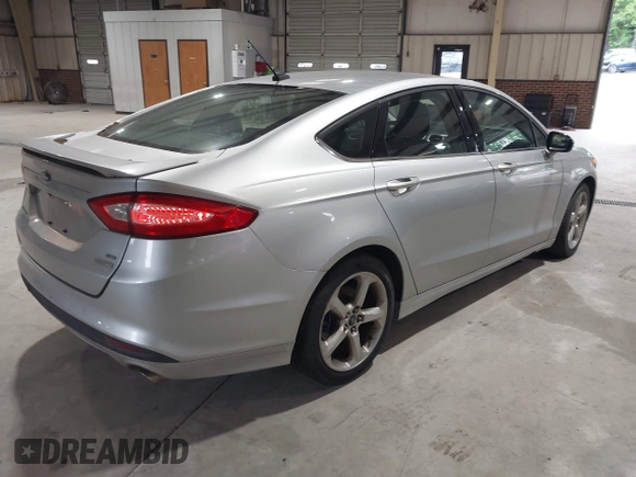 2015 Ford Fusion SE with VIN 1FA6P0HD3F5122818, listed as a IAAI auction lot 42399795 with 154,791 mi miles and . Bid and sale history available at DreamBid. Image 4.