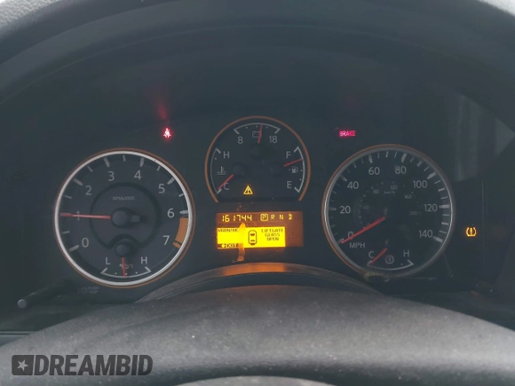 2010 Nissan Armada Titanium z VIN 5N1BA0ND2AN619989, wystawiony jako IAAI lot #41516441 z przebiegiem 161 744 mil mil oraz . Historia ofert i sprzedaży dostępna na DreamBid. Obrazek 7.