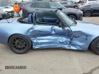 2003 Honda S2000 z VIN JHMAP11423T006018, wystawiony jako IAAI lot #42057260 z przebiegiem 117 340 mil mil oraz . Historia ofert i sprzedaży dostępna na DreamBid. Obrazek 13.