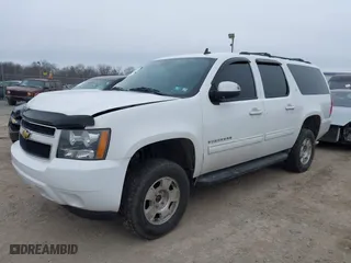 2014 Chevrolet Suburban LT with VIN 1GNSKJE77ER141415, listed as a IAAI auction lot 41617749 with 226,571 mi miles. Bid and sale history available at carsss.com. Image 17.